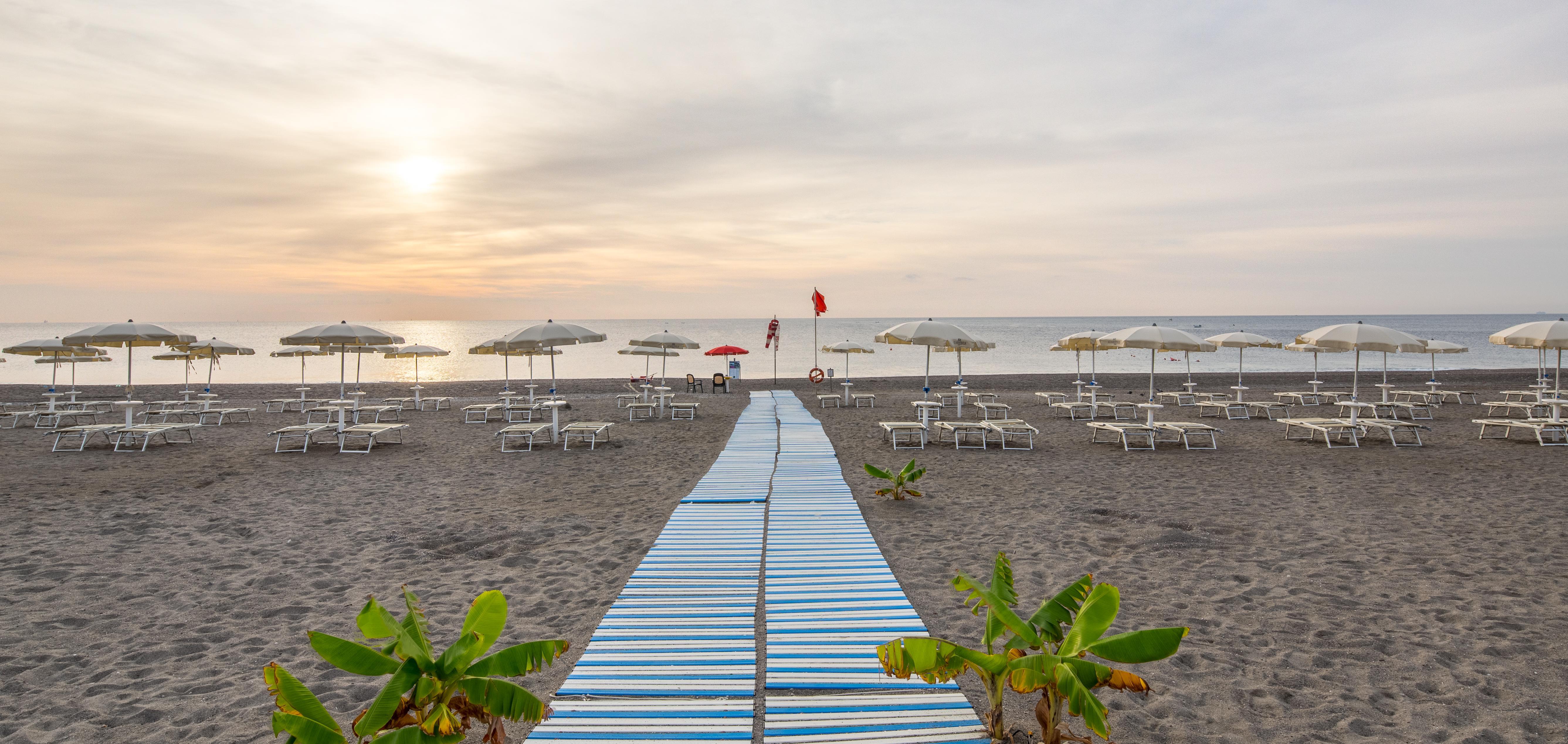 Una Hotels Naxos Beach Sicilia Giardini Naxos Exterior foto