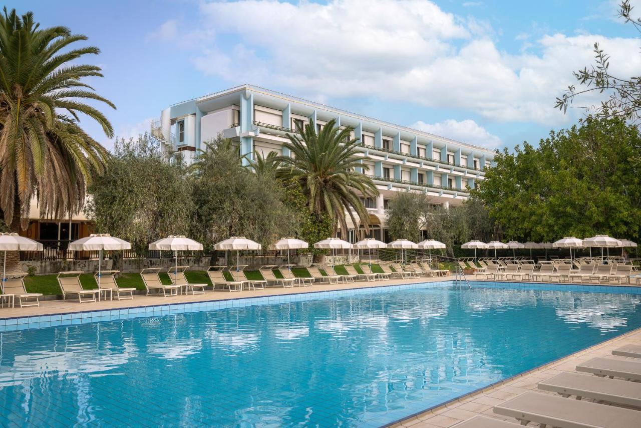 Una Hotels Naxos Beach Sicilia Giardini Naxos Exterior foto
