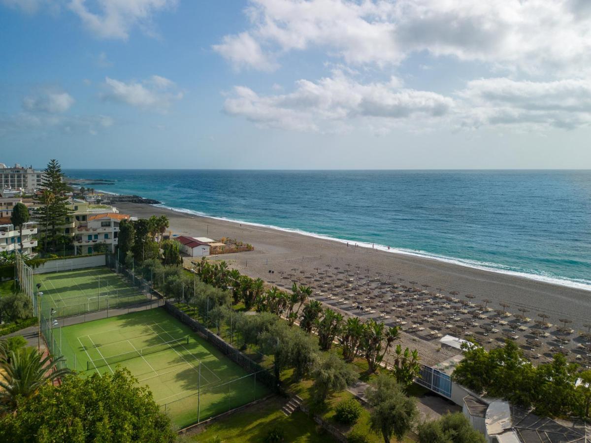 Una Hotels Naxos Beach Sicilia Giardini Naxos Exterior foto